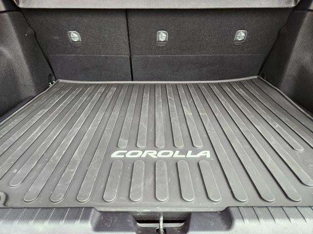 2025 Toyota Corolla Hatchback SE