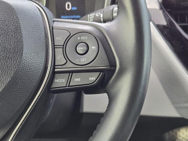 2022 Toyota Corolla Hatchback SE