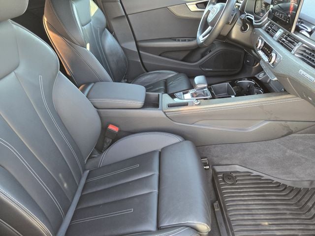2023 Audi A4 45 S line Premium Plus quattro