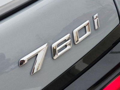 2025 BMW 7 Series 760i xDrive