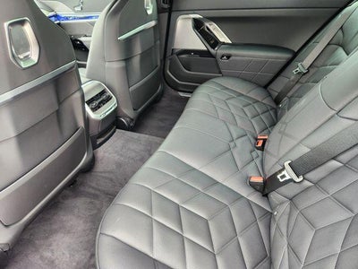 2025 BMW 7 Series 760i xDrive
