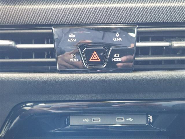 2025 Volkswagen Golf GTI Autobahn