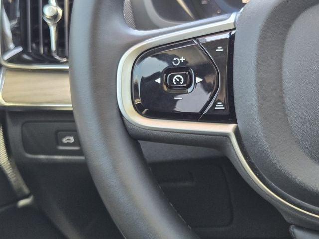 2025 Volvo XC90 B6 Plus 7-Seater 2025.5