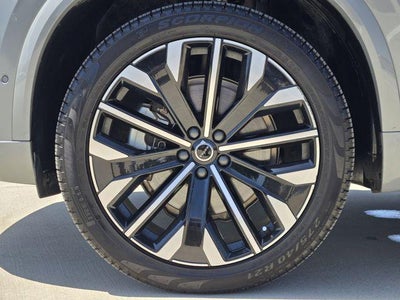 2025 Volvo XC90 B6 Plus 7-Seater 2025.5
