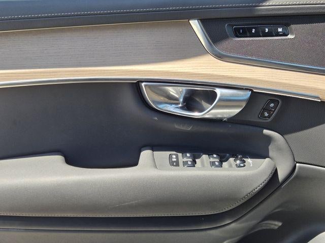 2025 Volvo XC90 B6 Plus 7-Seater 2025.5