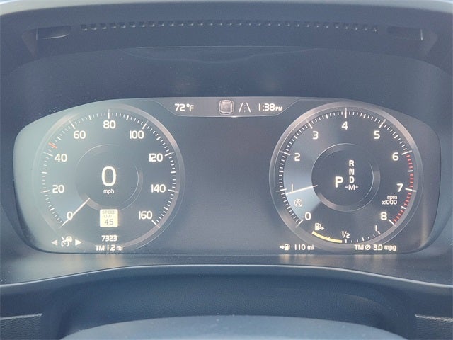 2021 Volvo XC40 R-Design