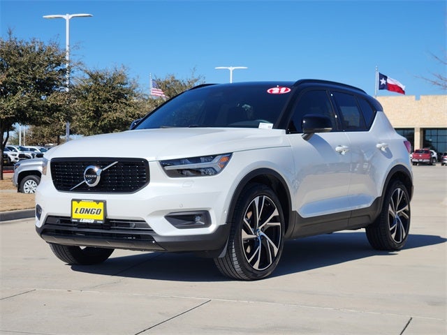 2021 Volvo XC40 R-Design