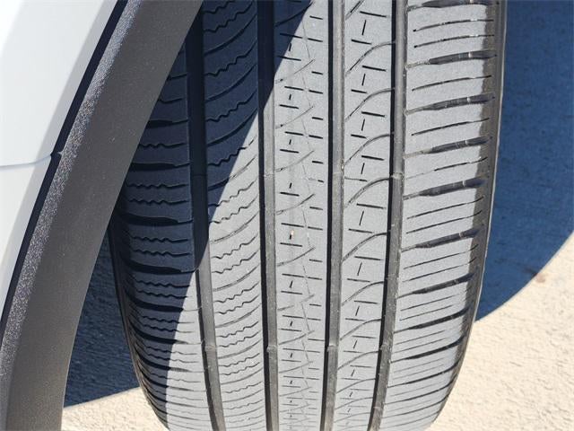 2021 Volvo XC40 R-Design