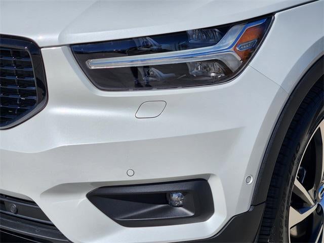 2021 Volvo XC40 R-Design